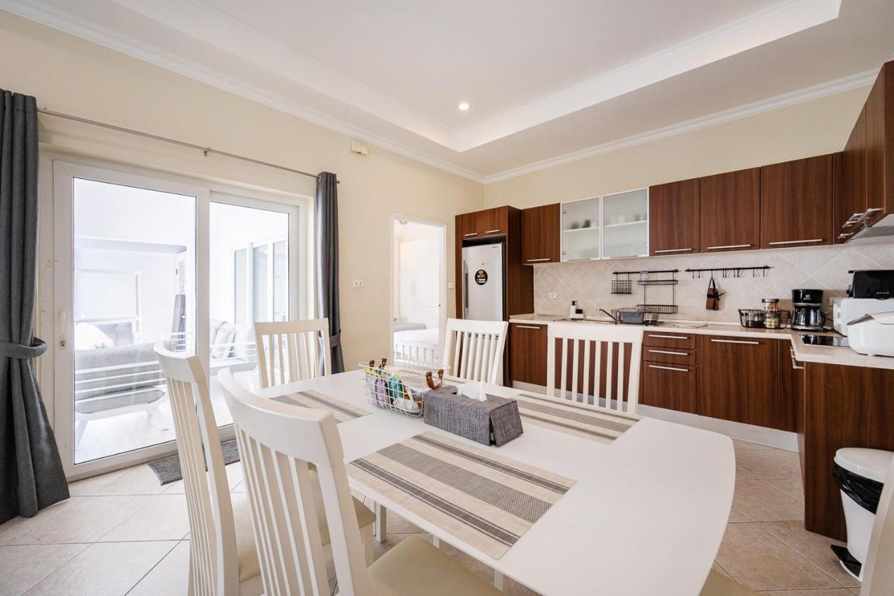 Majestic Residence Pool Villas 2 Bedrooms Private Beach Pattaya Exterior foto